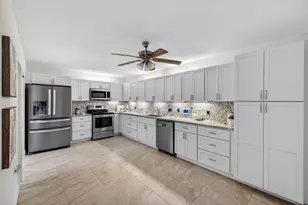 9101 SW 19th Pl, Davie, FL 33324 - Photo 9