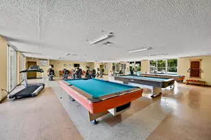 705 Lori Dr, Palm Springs, FL 33461 - Photo 9