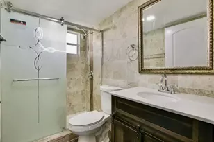 705 Lori Dr, Palm Springs, FL 33461 - Photo 5