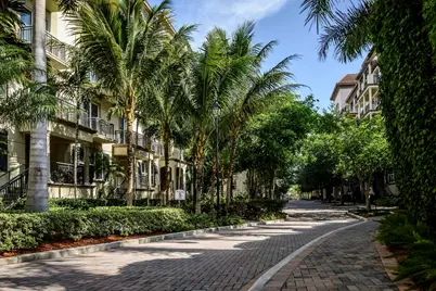 2633 NE 14th Avenue #111, Wilton Manors, FL 33334 - Photo 27