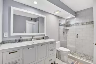 5540 N Ocean Dr, Singer Island, FL 33404 - Photo 11