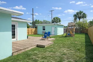 1002 S K St, Lake Worth Beach, FL 33460 - Photo 1