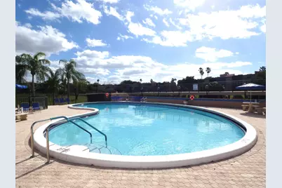 357 N Rock Island Road #407, Margate, FL 33063 - Photo 5