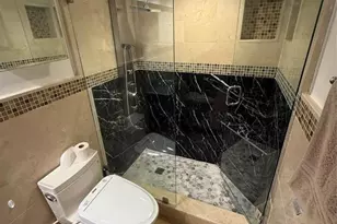 19428 NE 26th Ave, Miami, FL 33180 - Photo 29