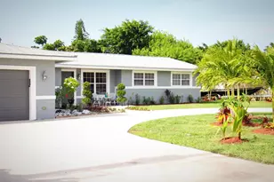 2077 Carambola Rd, West Palm Beach, FL 33406 - Photo 1