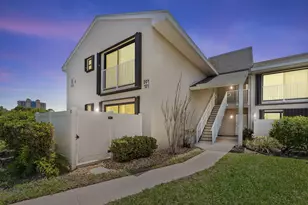 3209 S Lakeview Cir, Hutchinson Island, FL 34949 - Photo 7