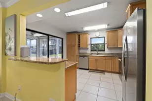 3209 S Lakeview Cir, Hutchinson Island, FL 34949 - Photo 7