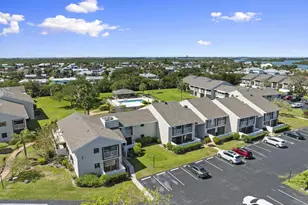 3209 S Lakeview Cir, Hutchinson Island, FL 34949 - Photo 39
