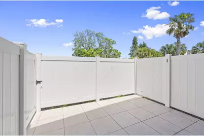 3209 S Lakeview Circle #8-101, Hutchinson Island, FL 34949 - Photo 3