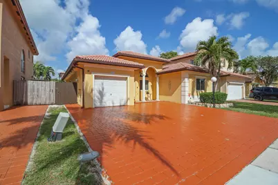 2724 NE 42nd Avenue, Homestead, FL 33033 - Photo 3