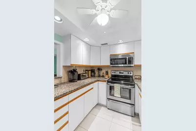 171 Deer Creek Boulevard #704, Deerfield Beach, FL 33442 - Photo 9