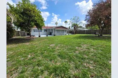 262 NE Floresta Drive, Port Saint Lucie, FL 34983 - Photo 37