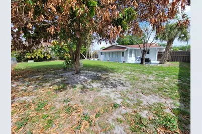 262 NE Floresta Drive, Port Saint Lucie, FL 34983 - Photo 39
