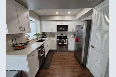 262 NE Floresta Drive, Port Saint Lucie, FL 34983 - Photo 25