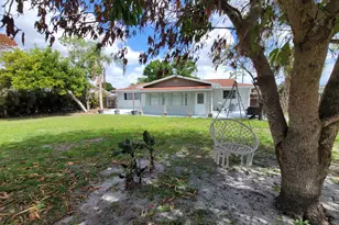 262 NE Floresta Dr, Port Saint Lucie, FL 34983 - Photo 39