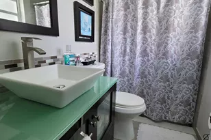 262 NE Floresta Dr, Port Saint Lucie, FL 34983 - Photo 15