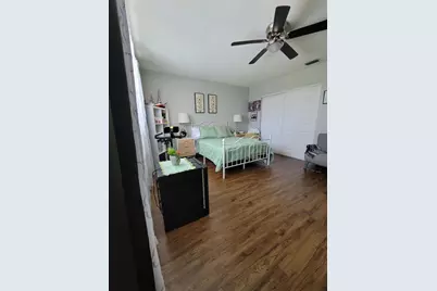 262 NE Floresta Drive, Port Saint Lucie, FL 34983 - Photo 13