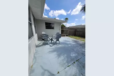 262 NE Floresta Drive, Port Saint Lucie, FL 34983 - Photo 35