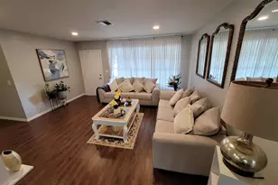 262 NE Floresta Dr, Port Saint Lucie, FL 34983 - Photo 11