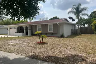 262 NE Floresta Dr, Port Saint Lucie, FL 34983 - Photo 5