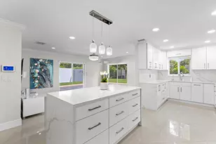 747 Avon Rd, West Palm Beach, FL 33401 - Photo 3
