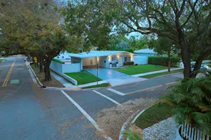 747 Avon Rd, West Palm Beach, FL 33401 - Photo 3