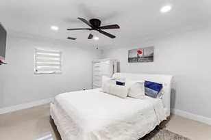 747 Avon Rd, West Palm Beach, FL 33401 - Photo 11