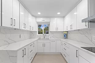 747 Avon Rd, West Palm Beach, FL 33401 - Photo 5