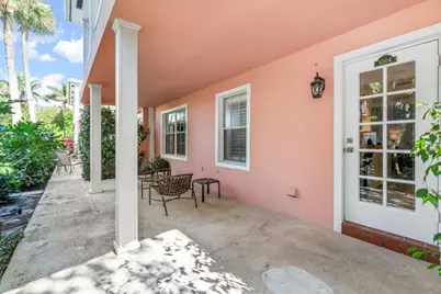 134 Peruvian Avenue #104, Palm Beach, FL 33480 - Photo 15