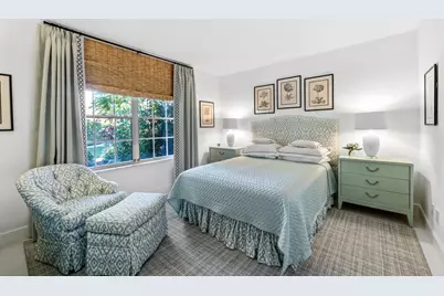 134 Peruvian Avenue #104, Palm Beach, FL 33480 - Photo 11