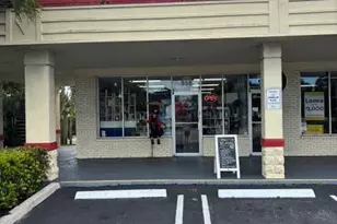 958 Northlake Blvd, Lake Park, FL - Photo 1