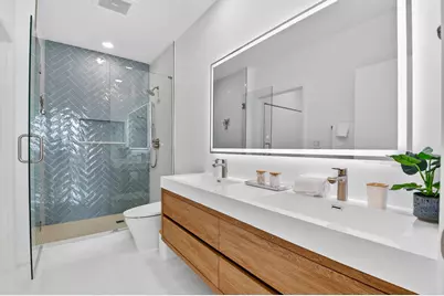 550 Okeechobee Boulevard #Lph-07, West Palm Beach, FL 33401 - Photo 11