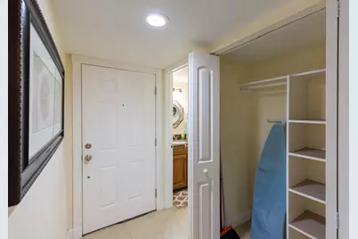 154 Capri #D, Delray Beach, FL 33484 - Photo 7