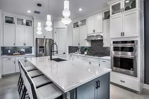 10676 Northbrook Cir, Palm Beach Gardens, FL 33412 - Photo 7