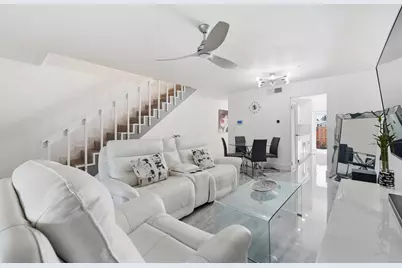 10875 NW 29th Manor #8, Sunrise, FL 33322 - Photo 3