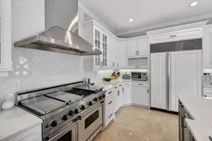 2406 Barcelona Dr, Fort Lauderdale, FL 33301 - Photo 33