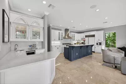 2406 Barcelona Drive, Fort Lauderdale, FL 33301 - Photo 23