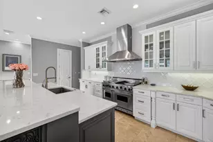 2406 Barcelona Dr, Fort Lauderdale, FL 33301 - Photo 31