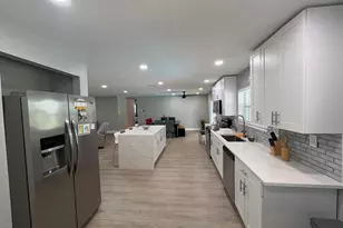 1401 NW 75th Terrace, Plantation, FL 33313 - Photo 7