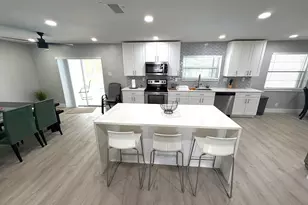 1401 NW 75th Terrace, Plantation, FL 33313 - Photo 9