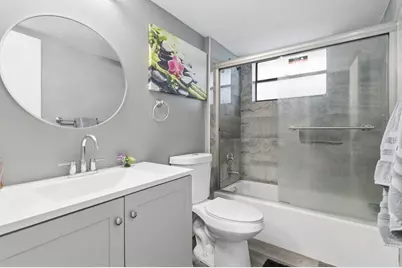 8030 Hampton Boulevard #404, North Lauderdale, FL 33068 - Photo 9