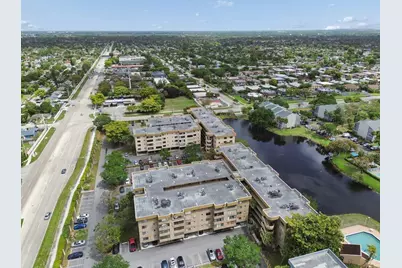 8030 Hampton Boulevard #404, North Lauderdale, FL 33068 - Photo 21