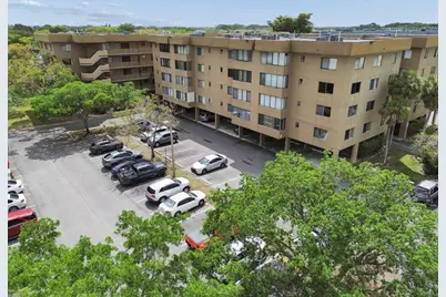 8030 Hampton Boulevard #404, North Lauderdale, FL 33068 - Photo 21