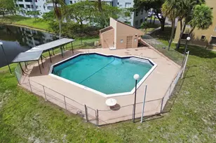 8030 Hampton Blvd, North Lauderdale, FL 33068 - Photo 19