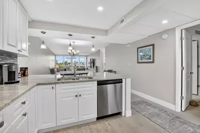 6 Royal Palm Way #409, Boca Raton, FL 33432 - Photo 7