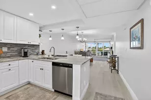 6 Royal Palm Way, Boca Raton, FL 33432 - Photo 3