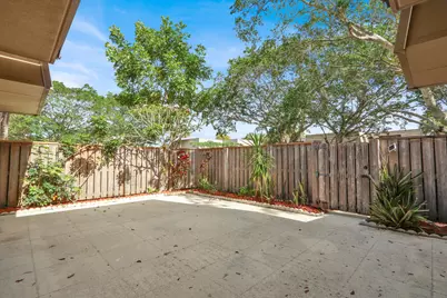 6605 66th Way, West Palm Beach, FL 33409 - Photo 17