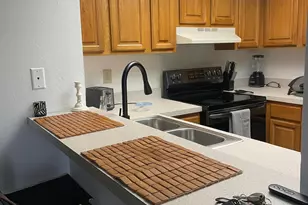 1533 SE Royal Green Cir, Port Saint Lucie, FL 34952 - Photo 3