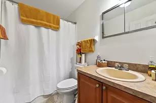 9350 Sun Ct, West Palm Beach, FL 33403 - Photo 9