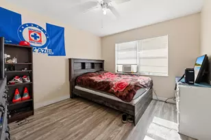 9350 Sun Ct, West Palm Beach, FL 33403 - Photo 23